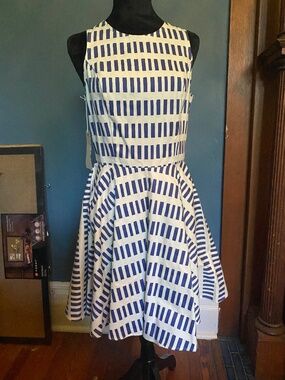 NWT Rare Dusen Dusen Gometric Print Dress
